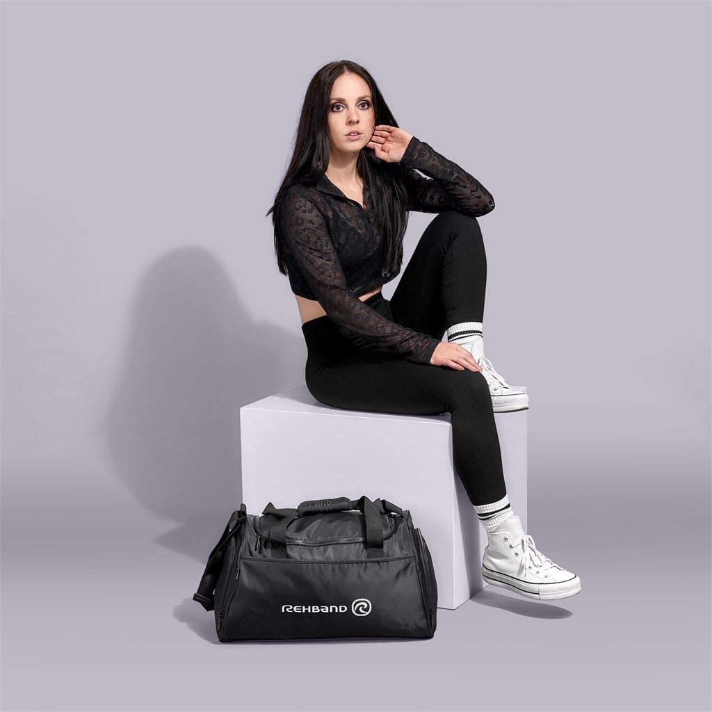 Eva & Elm Saturn Sports Bag - Image 5