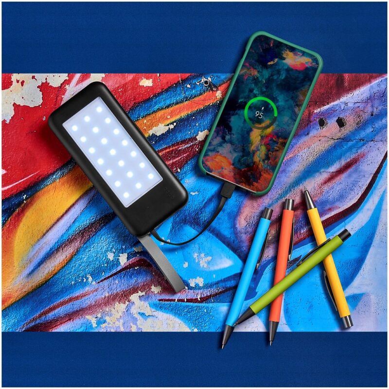 Swiss Cougar Cairo Lantern Power Bank - 10,000mAh - Image 19