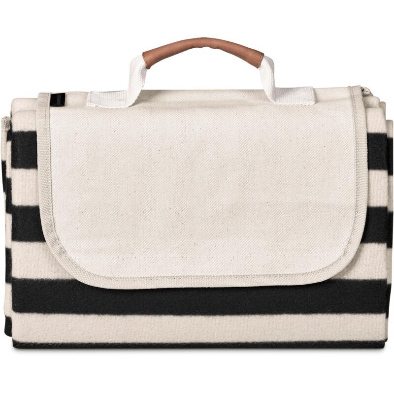 Serendipio Brookhill Picnic Blanket - Image 6