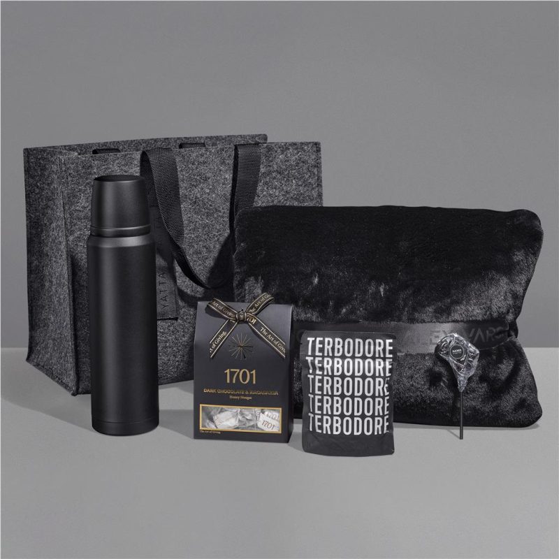 Yatta Chilled Charisma Hamper - Image 3